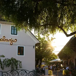 vizitați hotelul