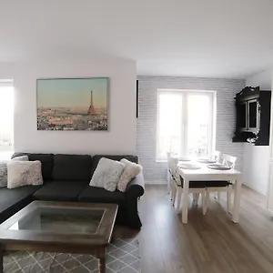 https://apartament-paris-kolobrzeg.kolobrzeghotels.com